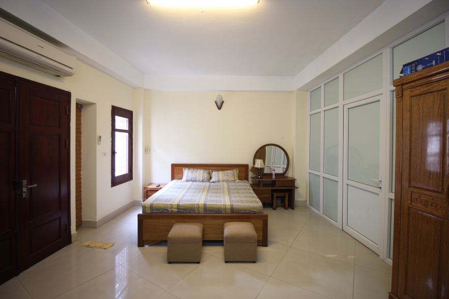 Brightly 1 bedroom apartment for rent in Tay Ho Hanoi